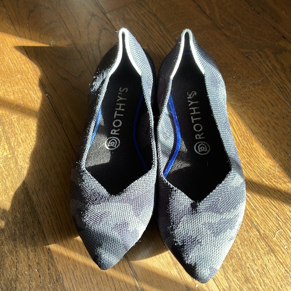 Rothy's The Point Blue Camo size 8